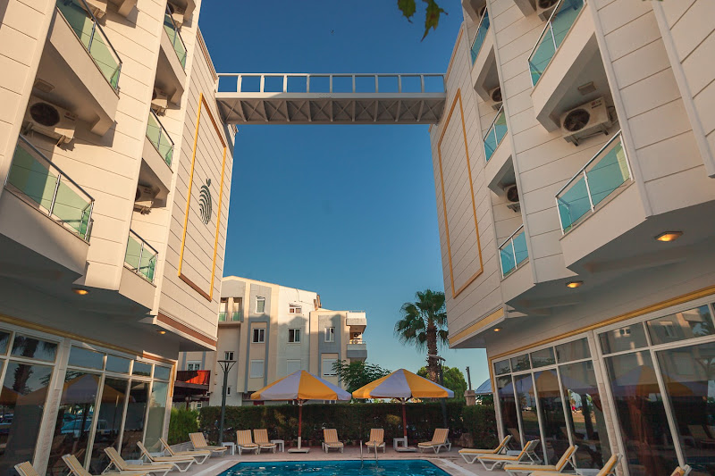 Golden Orange Hotel