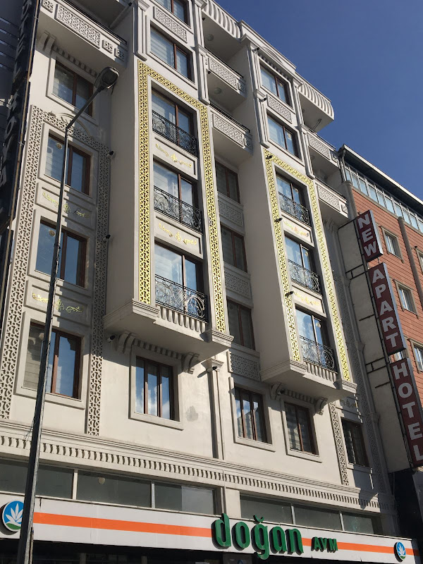 New Apart Hotel