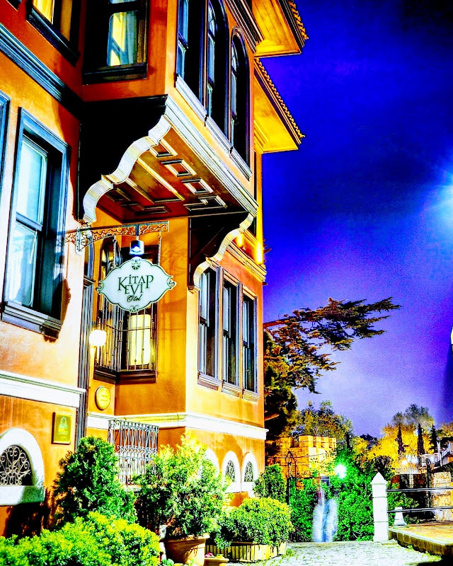 Kitap Evi Otel
