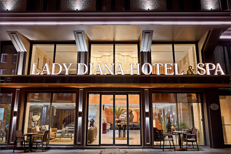 Lady Diana Hotel