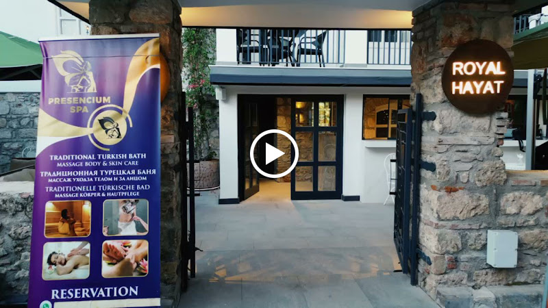 Get Royal Hotel & Spa
