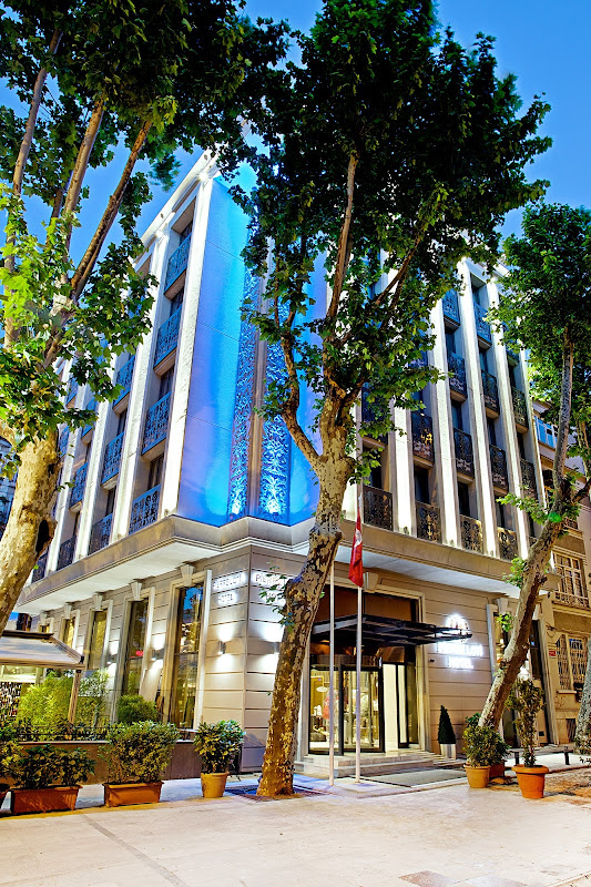 Pierre Loti Hotel