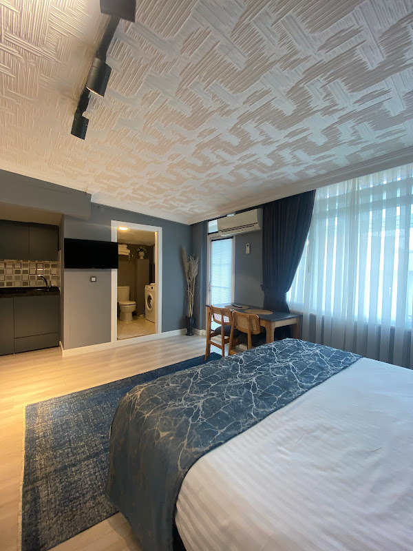 CLK Suites