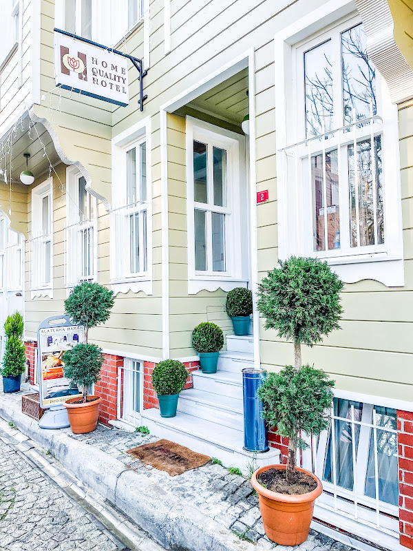 HOME QUALITY HOTEL