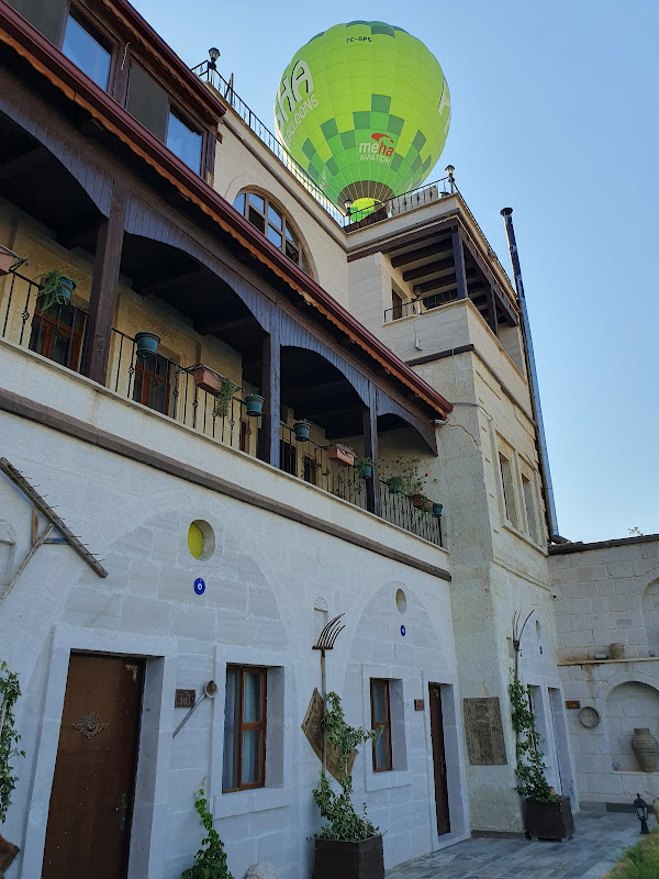 Mesken Cave Suites