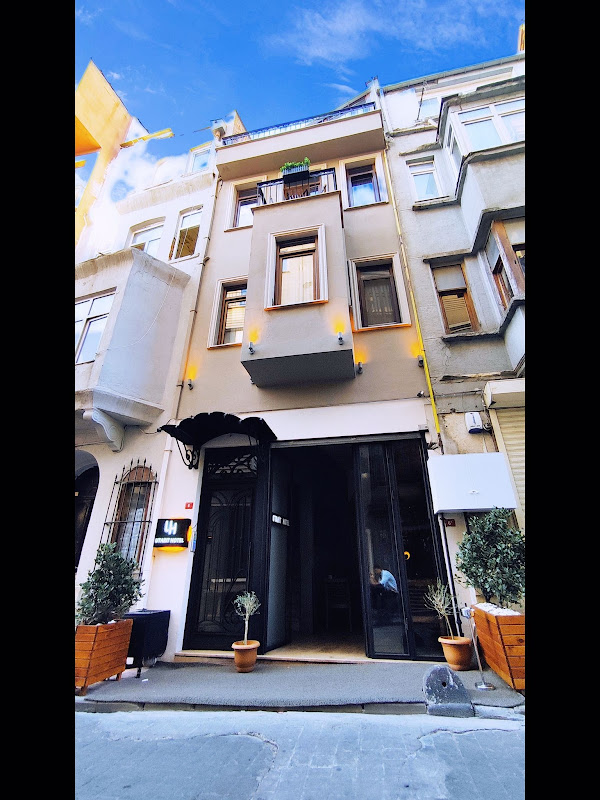 Utarit Hotel