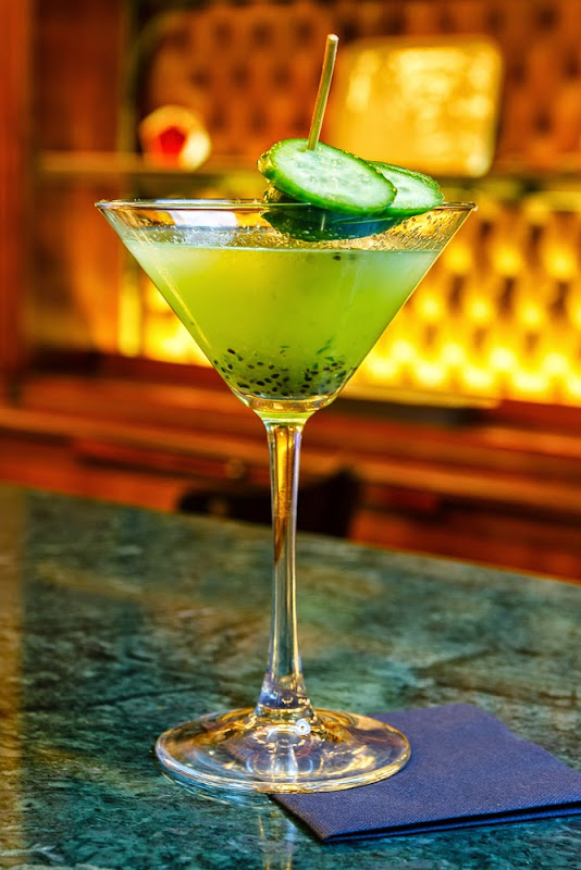 Ravouna 1906 Rooftop Bar & Suites