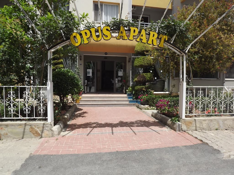 Opus Apart Hotel