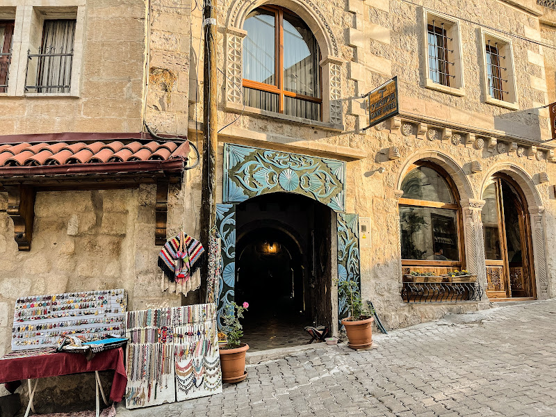 Takunya Cave Hotel