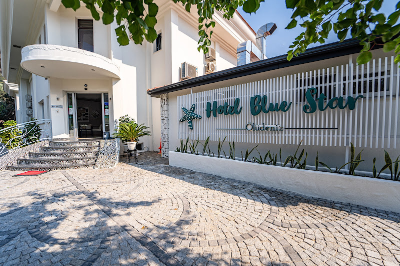 Blue Star Hotel