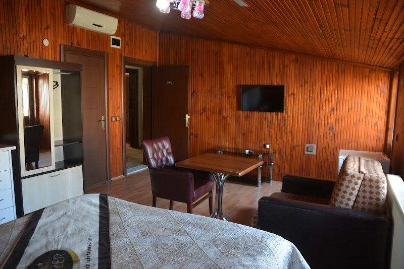 Kayzer Hotel