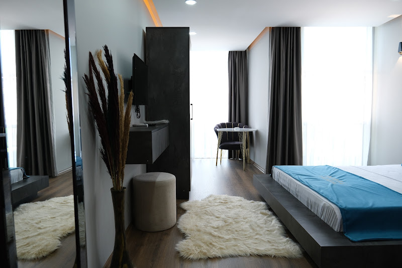 Dorel The Homes