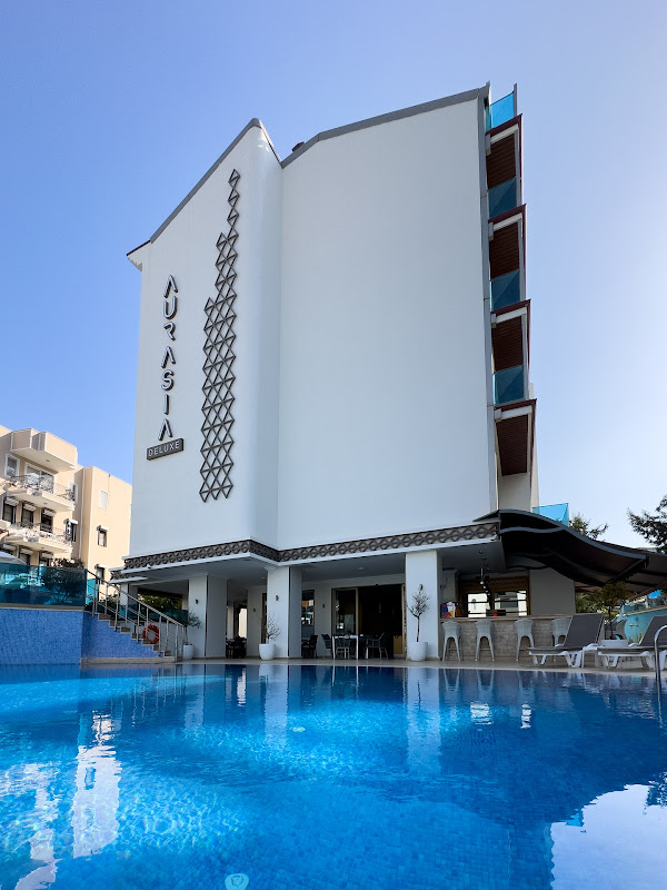 Aurasia Deluxe Hotel