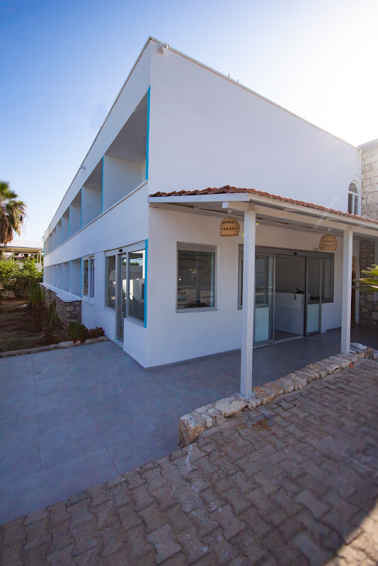 MOJO OTEL BEACH