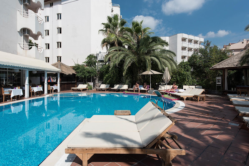 Hawaii Hotel