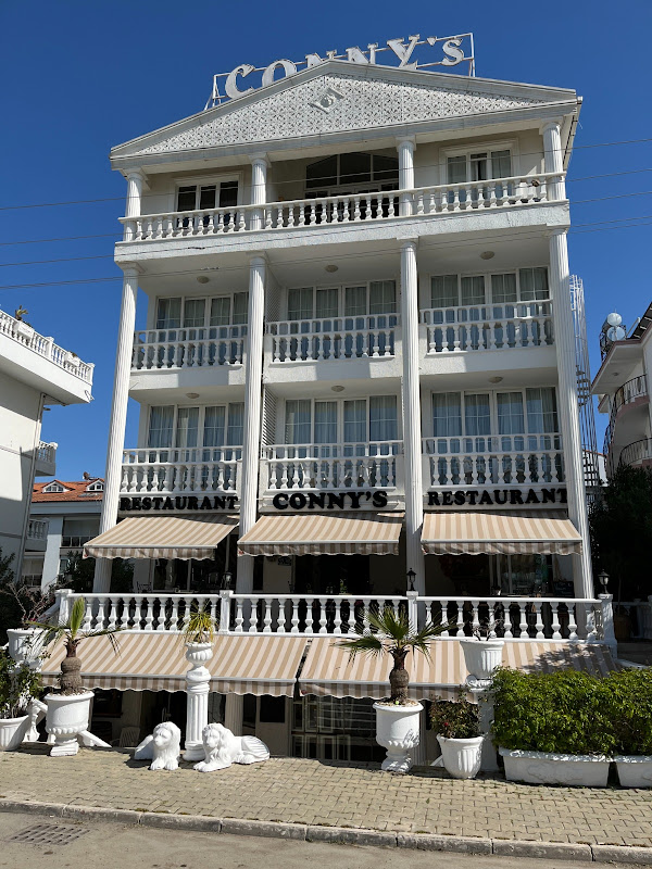Conny's Hotel