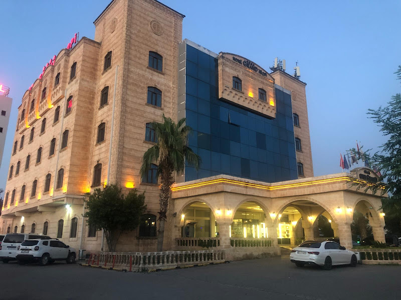Grand Hotel