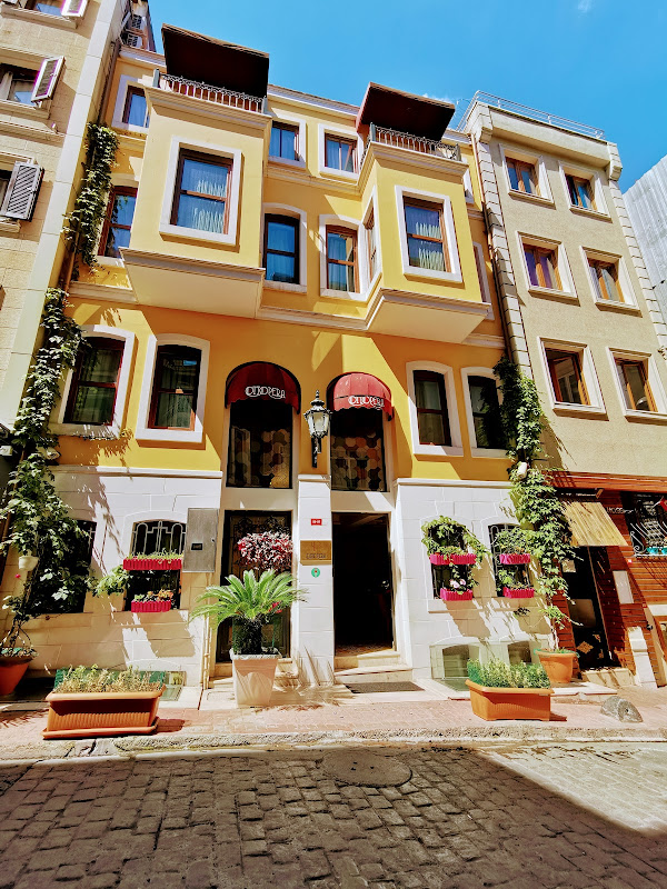 Ottopera hotel