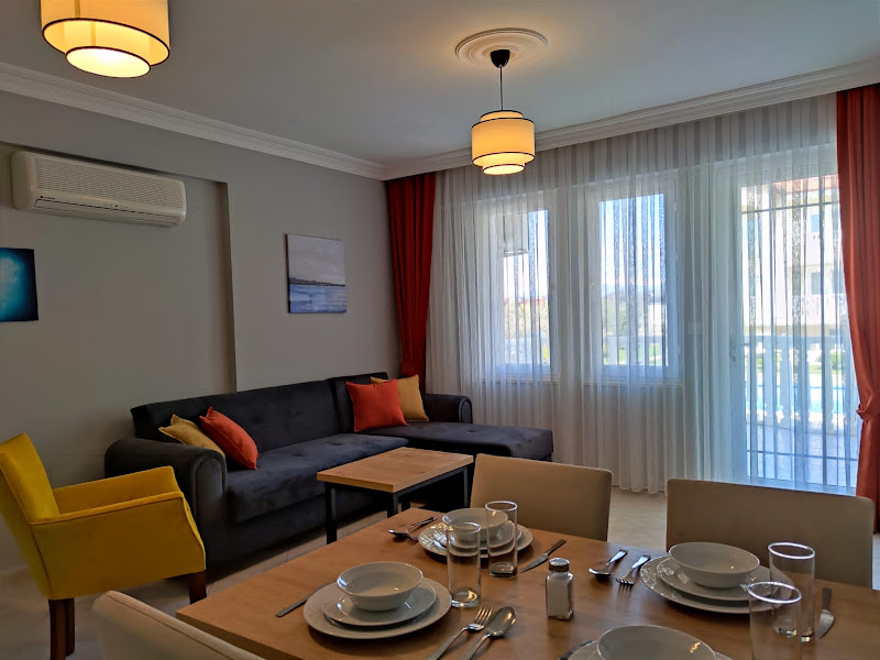 Gold Lion Hotel