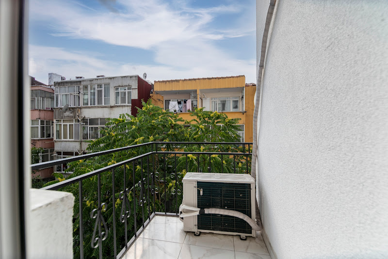 Hexa Suites Hotel