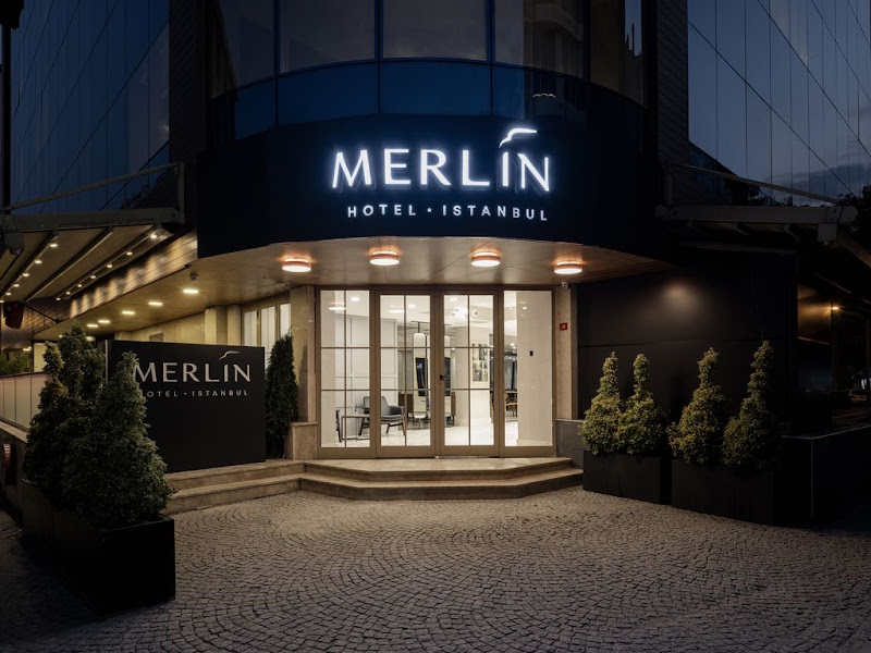Merlin Hotel