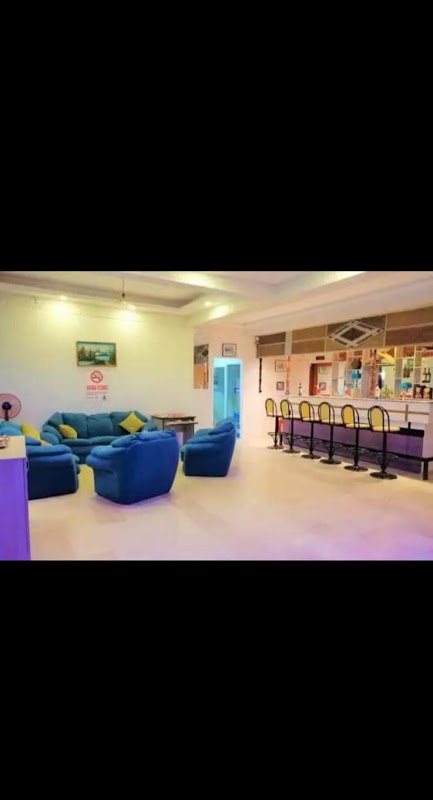 Royalton Inn Hotel