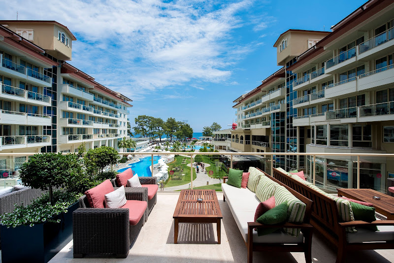 Akra Kemer