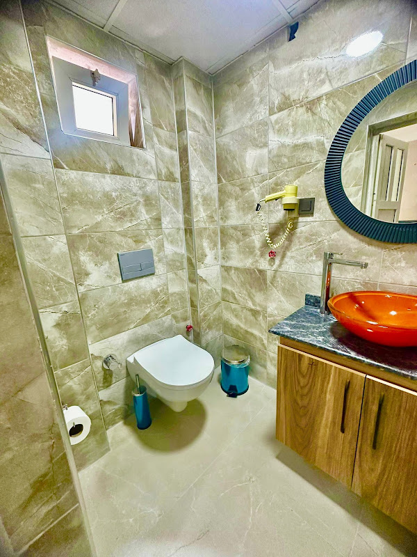 GRAND LAVİN HOTEL