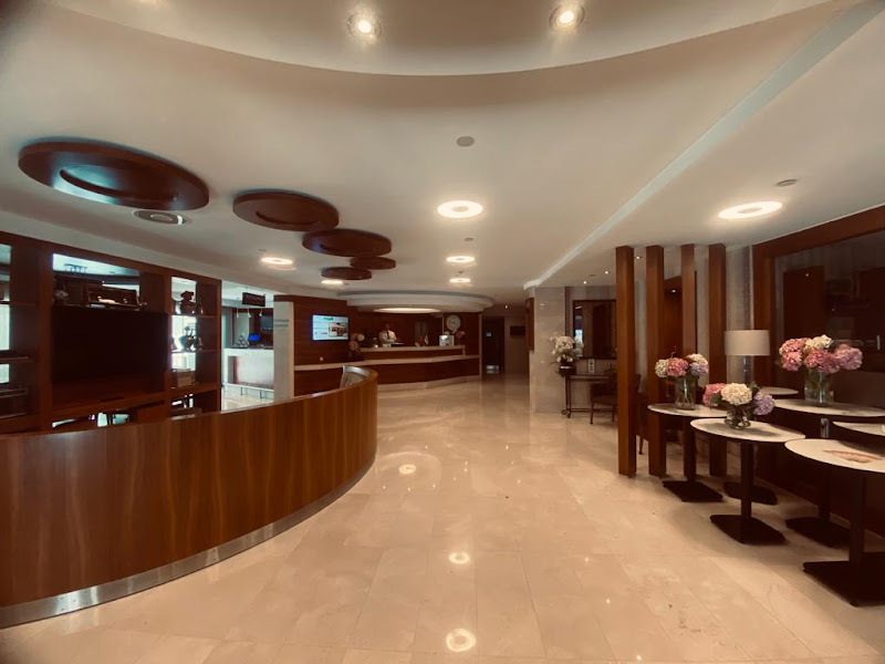 Riva Hotel
