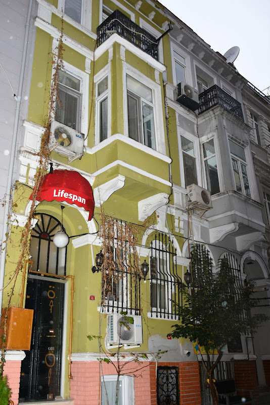 lifespan apart otel