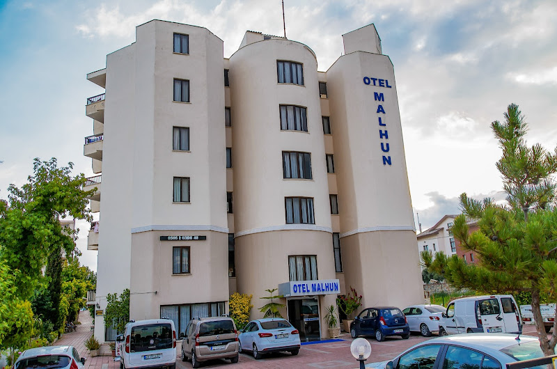 Malhun Hotel