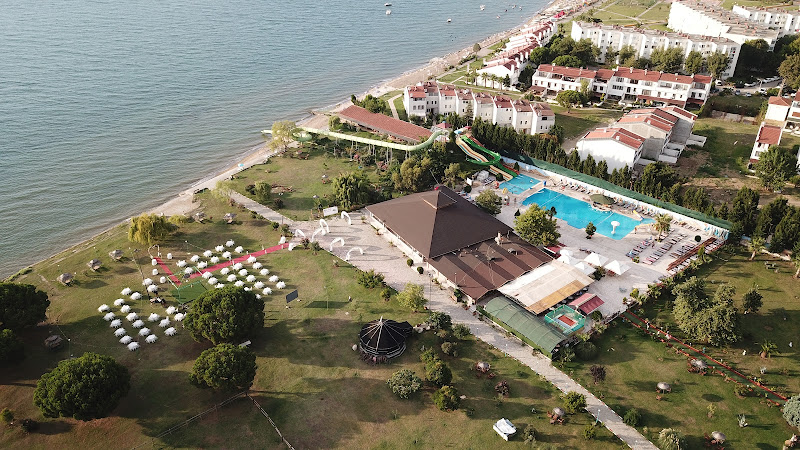 Mertur Hotel Swimming Pool