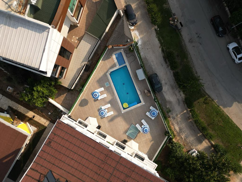 Mira Hotel