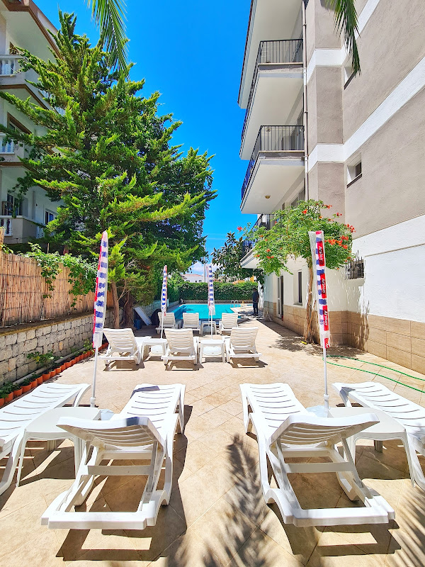 Fora Apart Otel Çeşme