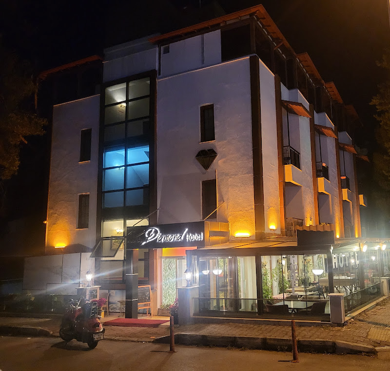 Pure Diamond Hotel
