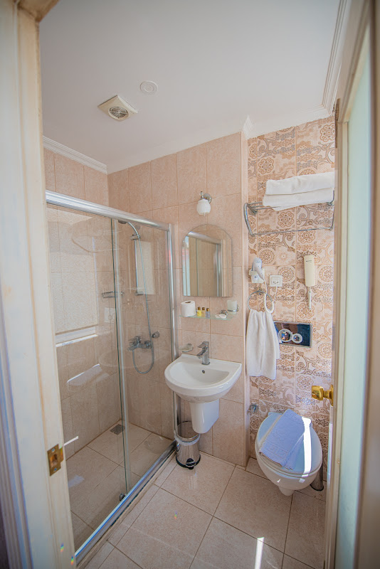Kaftan Hotel
