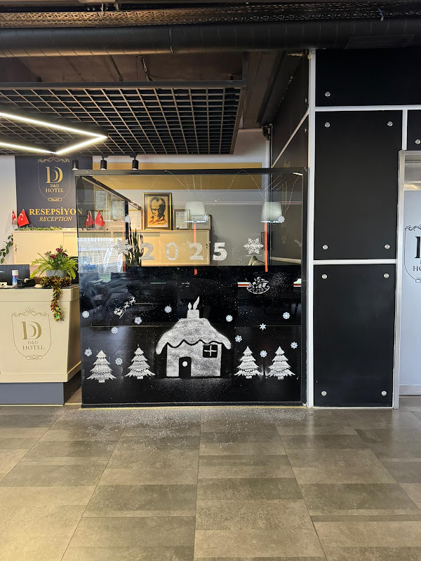 N&D&D Hotel