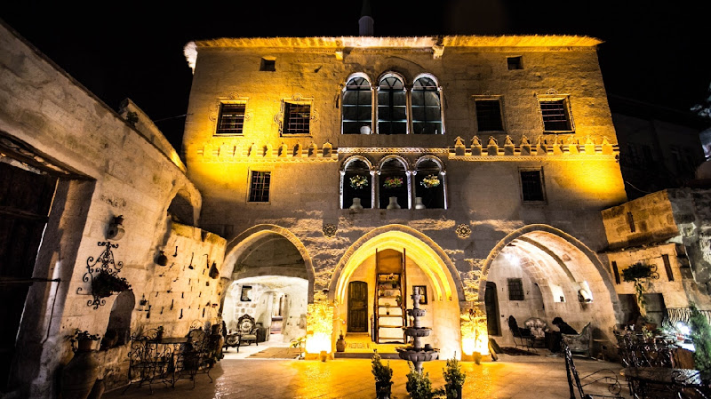 Casia Cave Suites