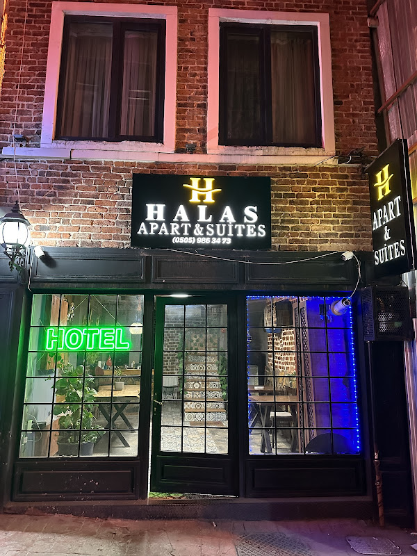 Halas apart suites