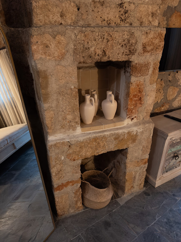 NOA’S Boutique Hotel