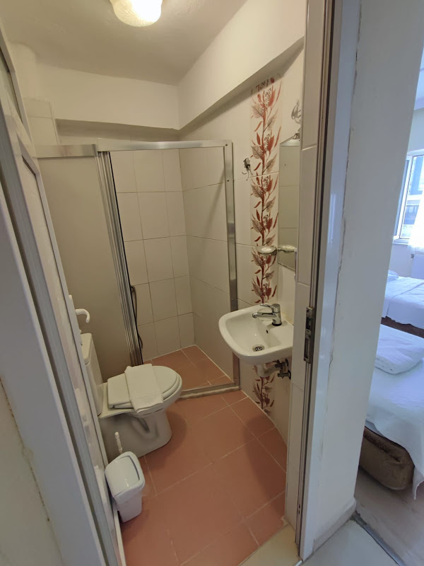 otel özgüleç