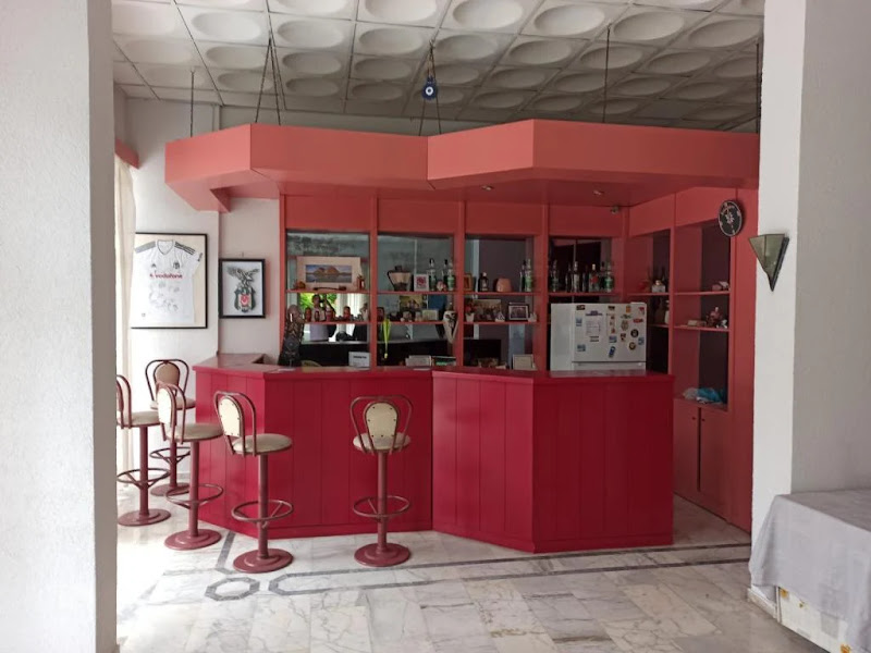 Dias Hotel
