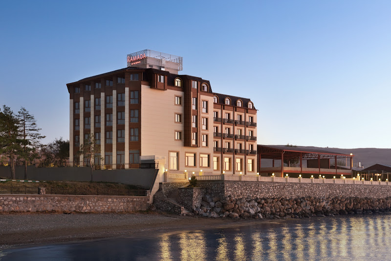 Ramada by Wyndham Van