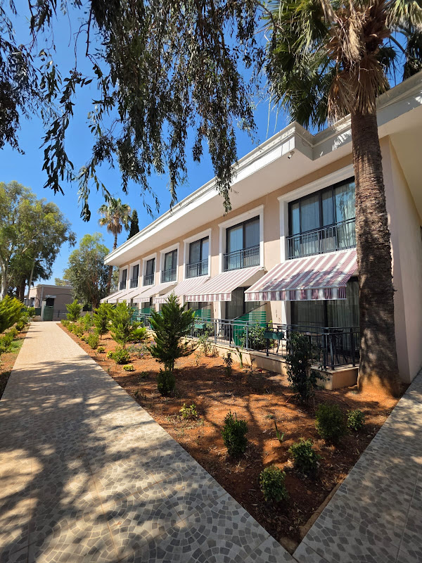 Polaris Hayat Motel