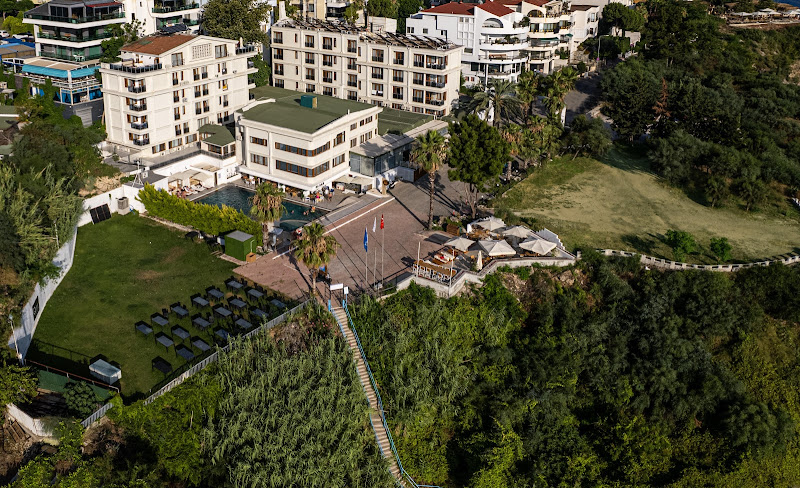 Qinn Hotels