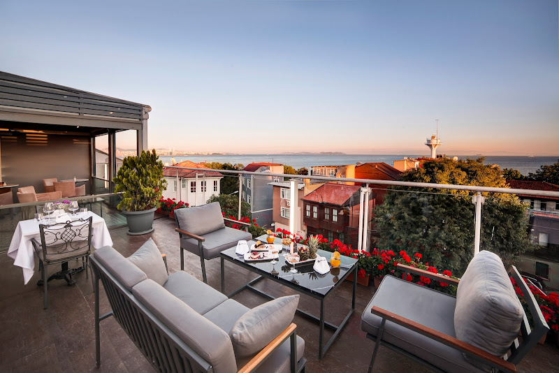Almina Hotel
