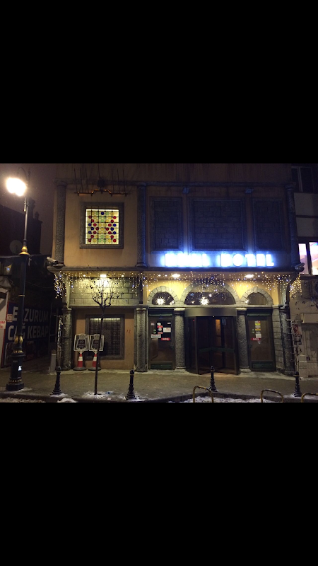 Kral Hotel