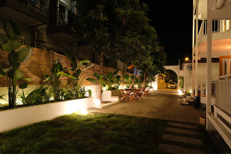 Nephos Beach Hotel