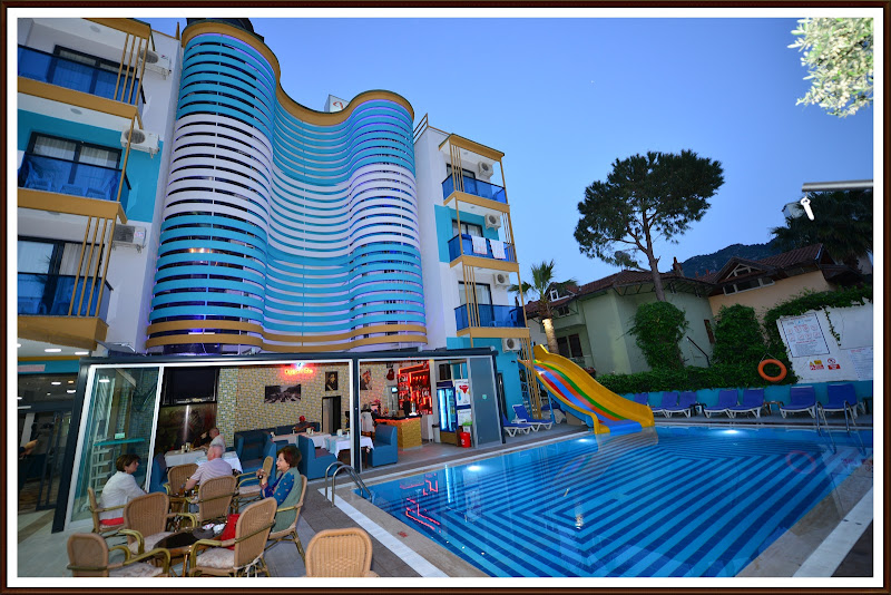 Yade Hotel