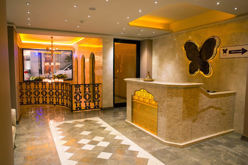 Art Deco Suites